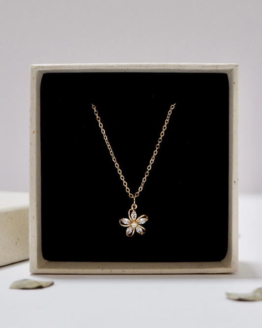 Fleur Necklace